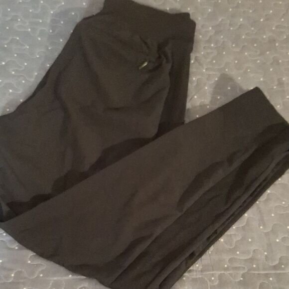 Athleta Black pull on pants size 4 - Picture 1 of 6